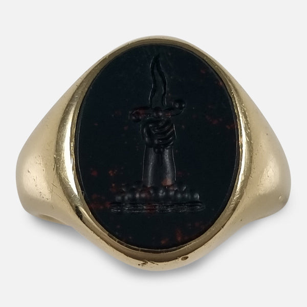 the signet ring viewed from the front