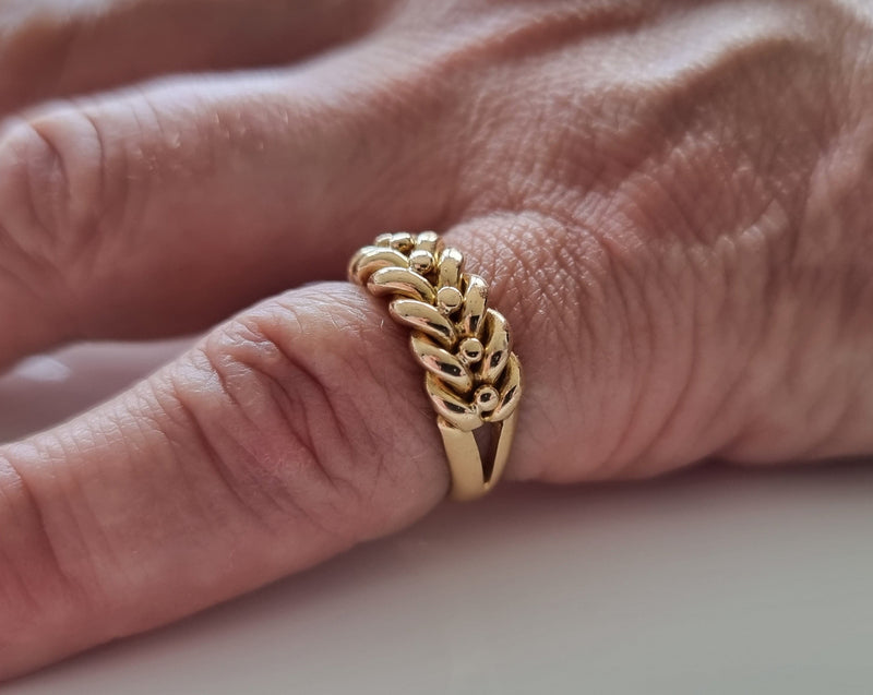 Edwardian 18ct Gold Keeper Ring - 1903