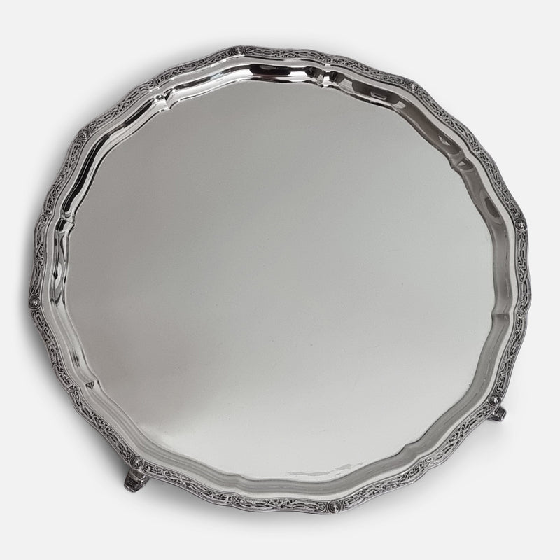 the salver viewed at an angle