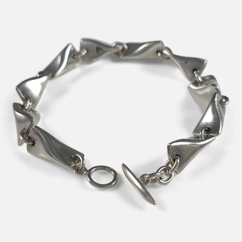 the bracelet viewed from a raised position when unfastened