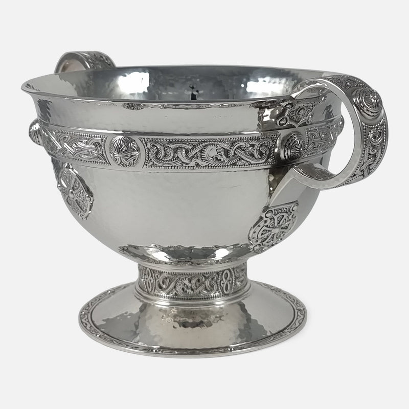 the bowl rotated with handle to the right side angled slightly more to the forefront