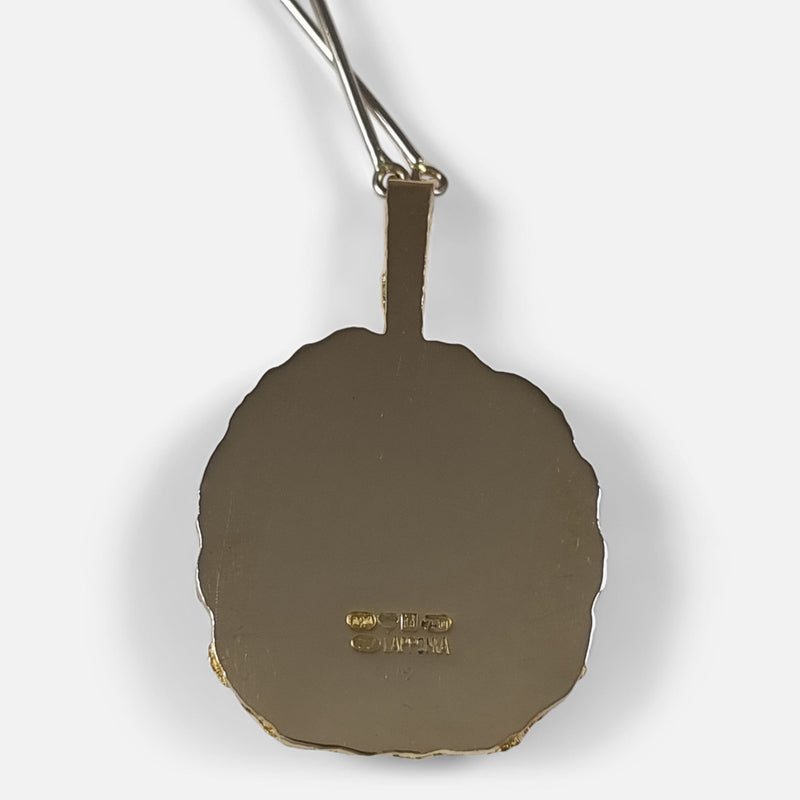 the back of the pendant