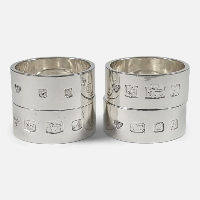 the napkin rings stacked in columns of 2
