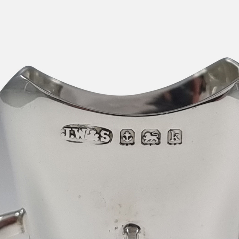 the hallmarks to one of the tot cups