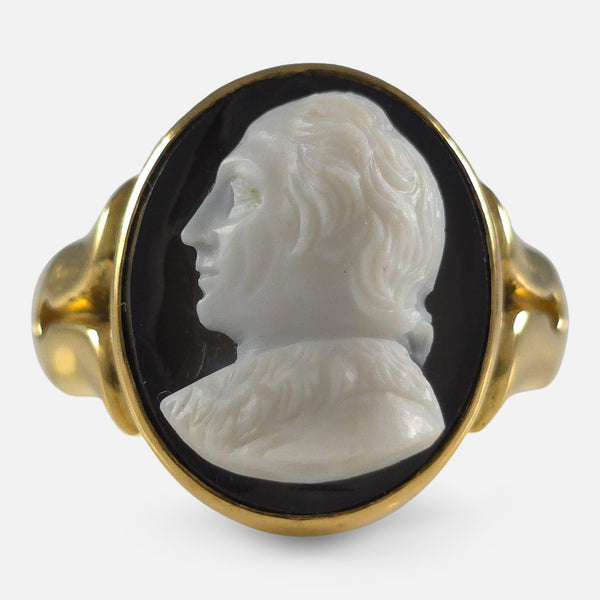 The Victorian 18ct Yellow Gold Onyx Cameo Ring, viewed from the front