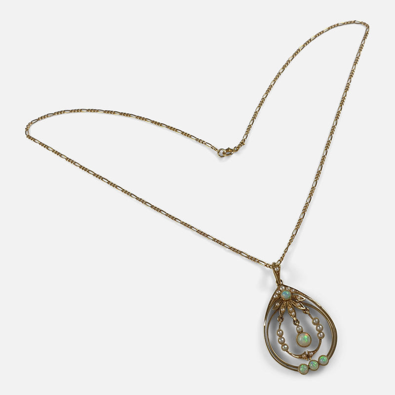 the pendant and chain viewed diagonally from above
