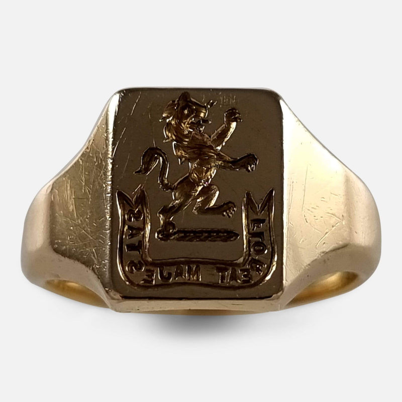 the 18ct yellow gold signet ring with engraved crest of the Brown clan, viewed from above