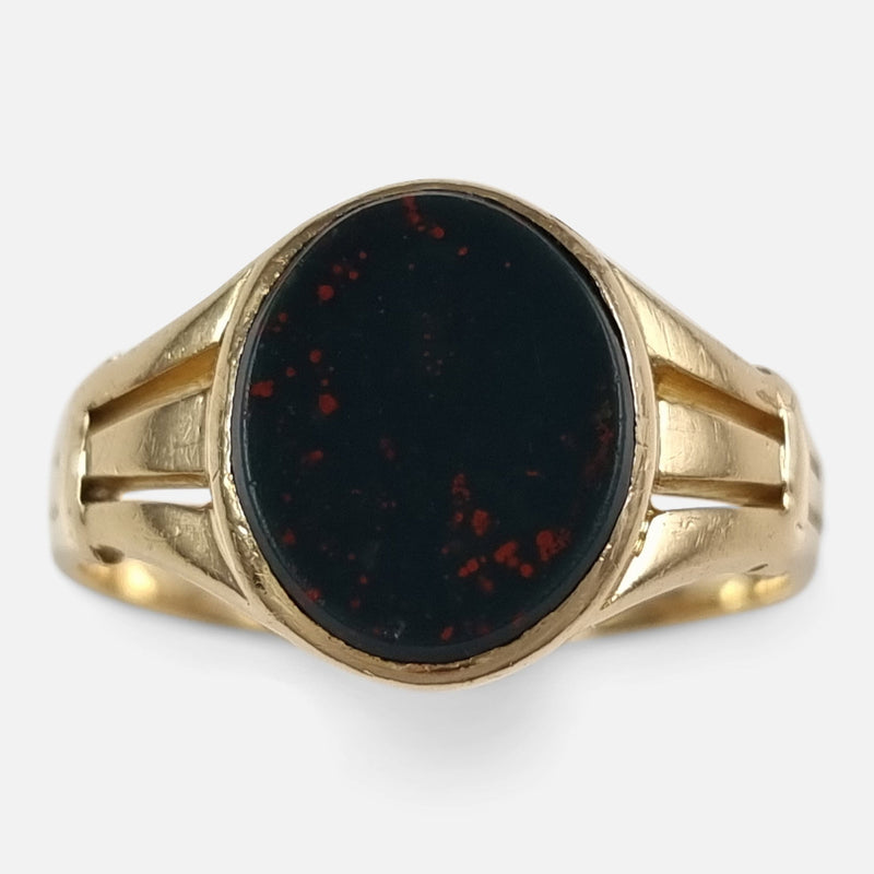 the Edwardian period 18 carat yellow gold bloodstone signet ring viewed from above