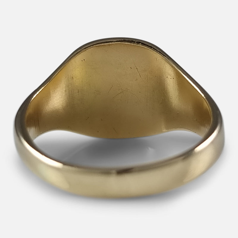 the back of the signet ring