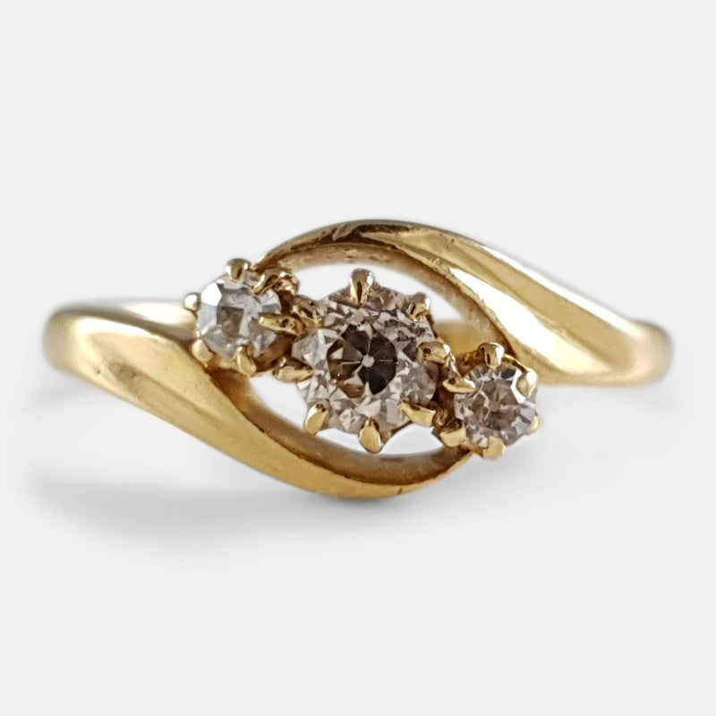 18ct gold diamond crossover ring viewed from the front