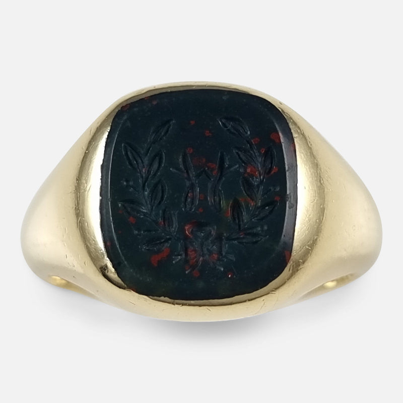 The 18ct yellow gold bloodstone intaglio signet ring, viewed from above