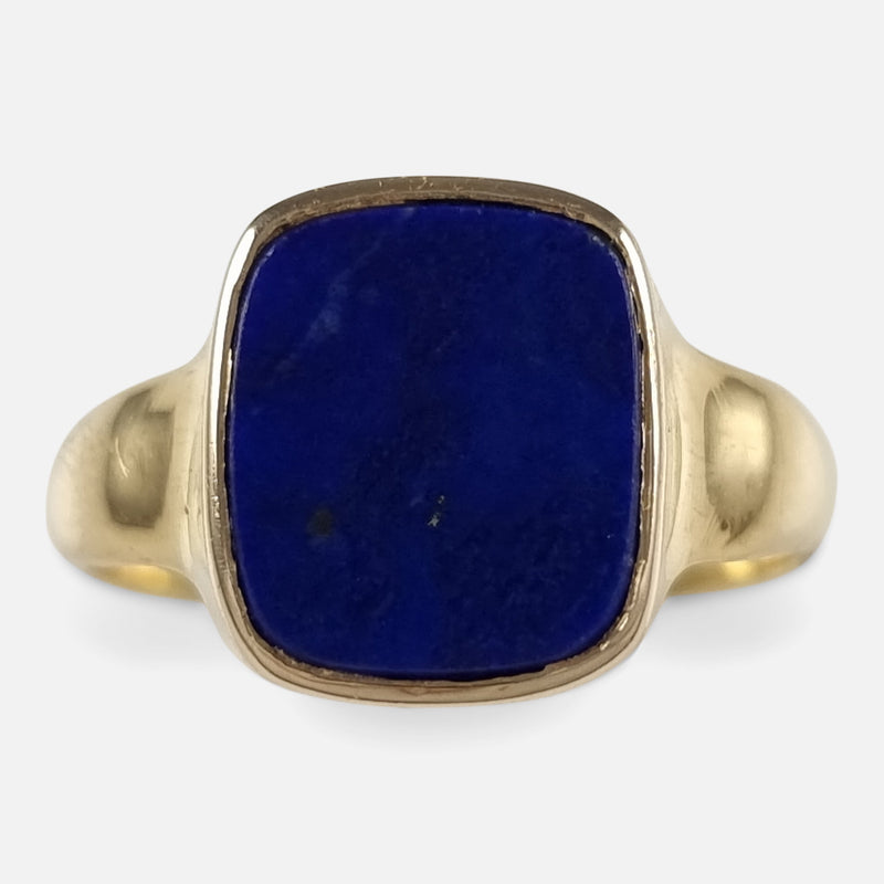 the antique 18ct yellow gold Lapis Lazuli signet ring viewed from the front
