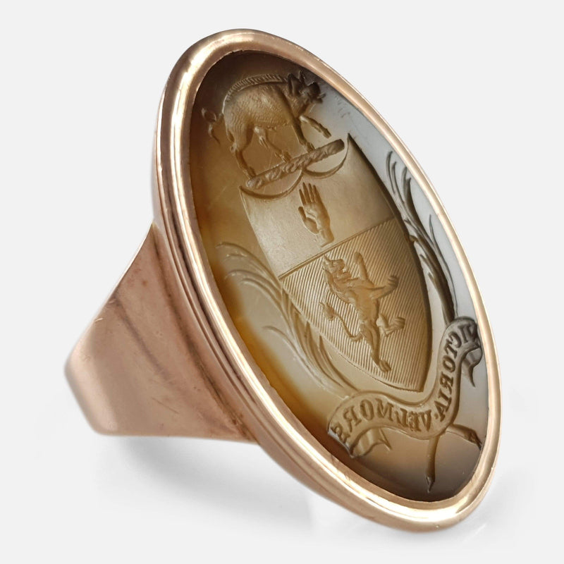 the signet ring viewed from the left at a slight angle