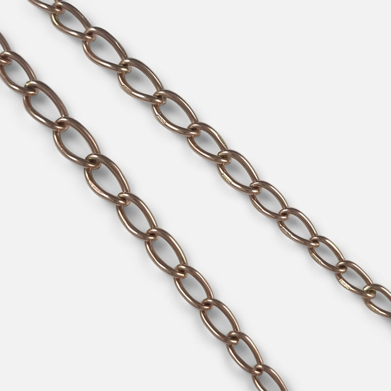 focused on a section of the chain links