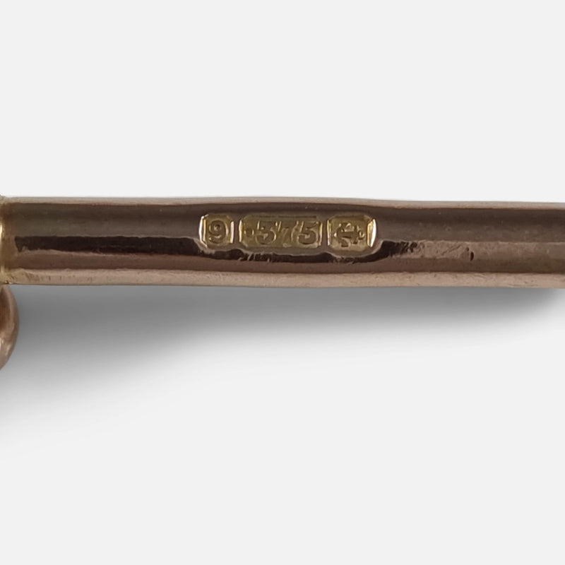 the partial hallmarks to the T-bar