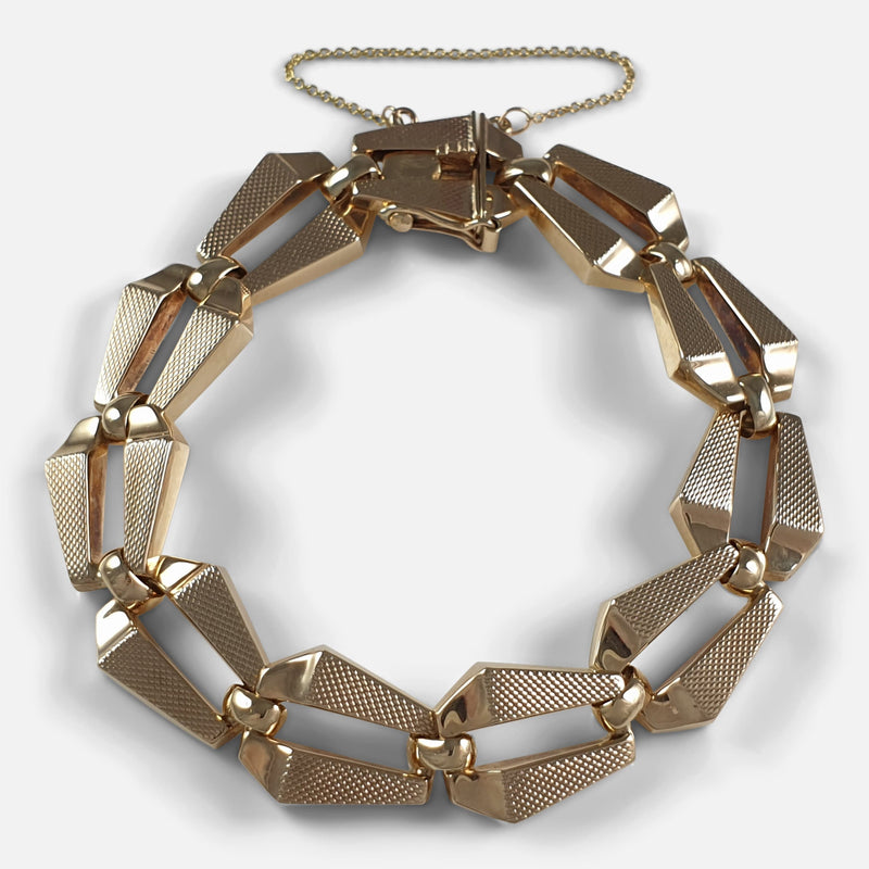 the bracelet fastened and viewed from above