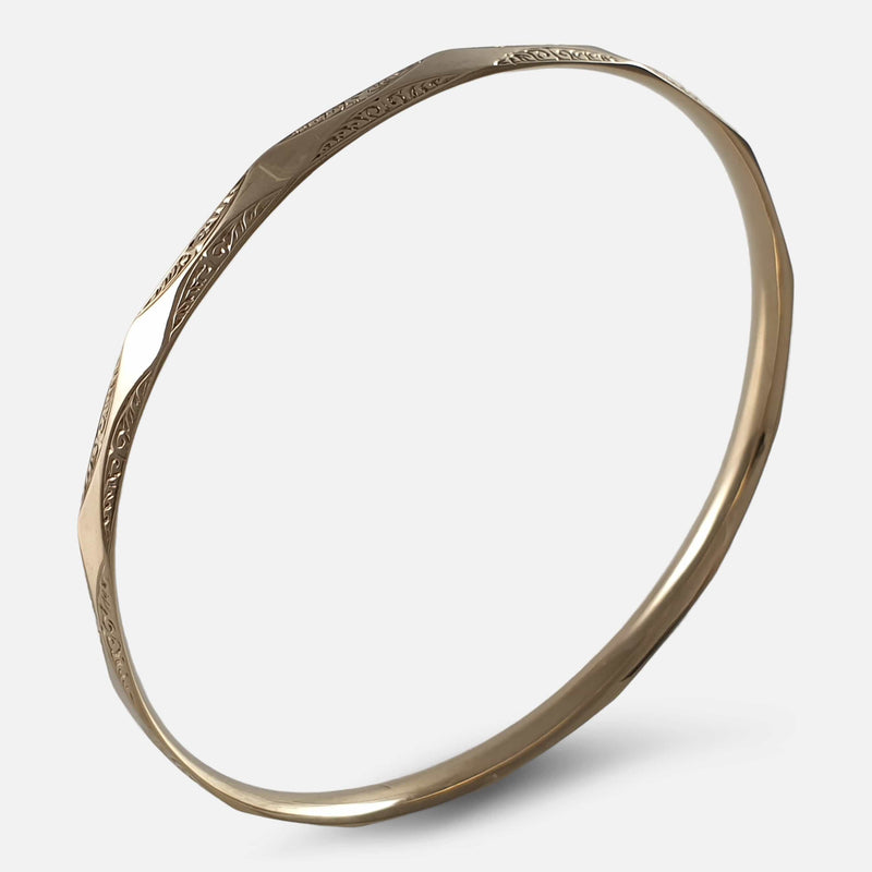 a view through the bangle
