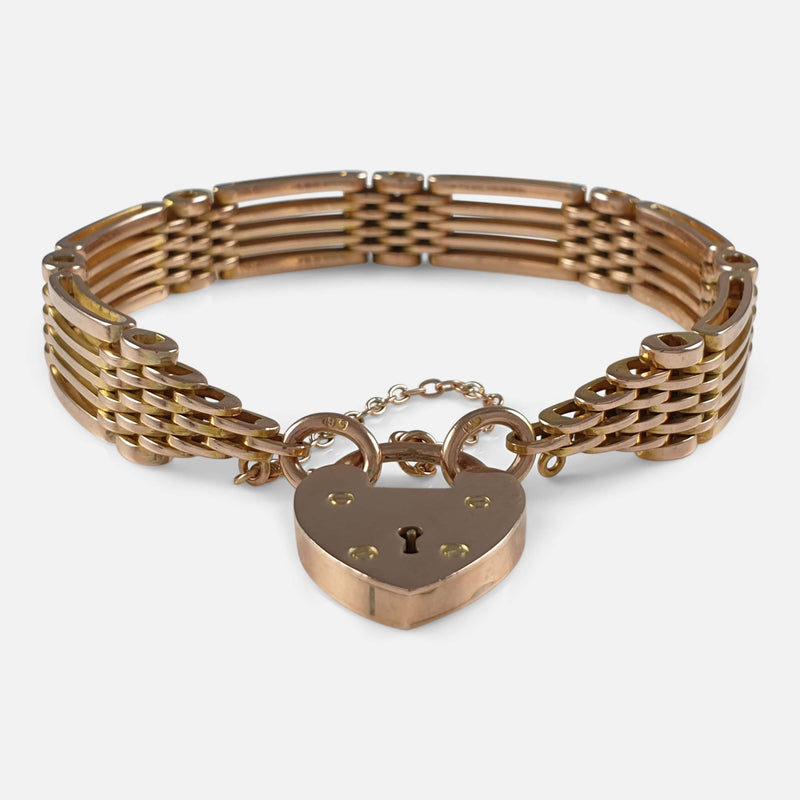 the antique 9ct gate link bracelet viewed from the front
