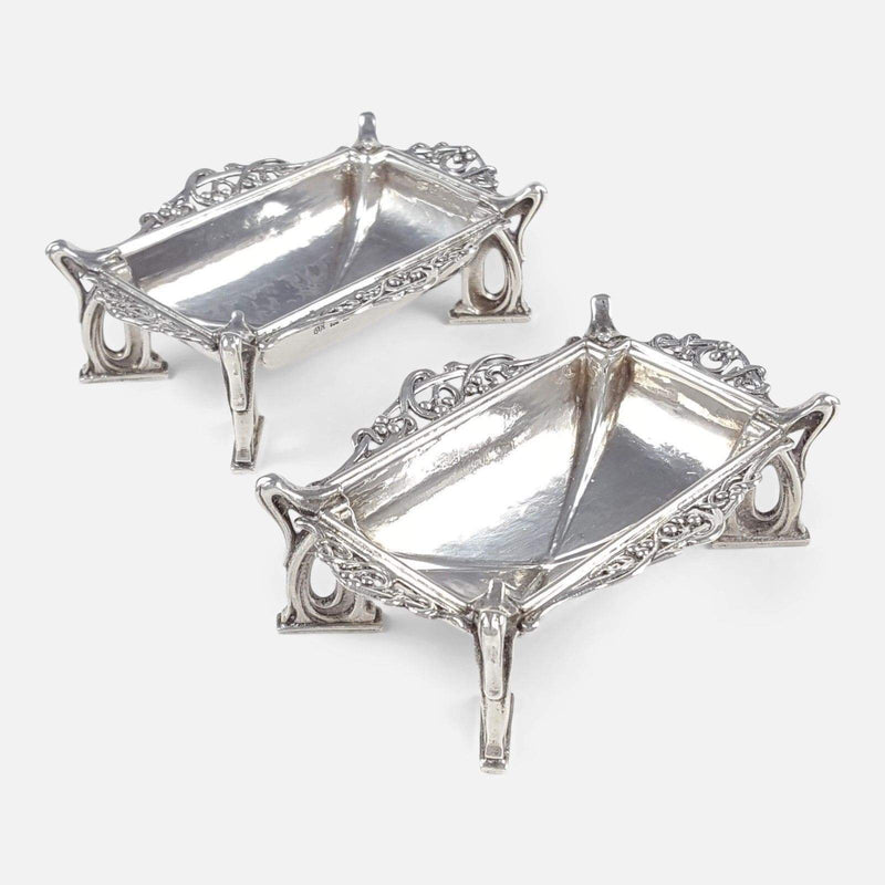 A Pair Of Omar Ramsden Arts & Crafts Sterling Silver Dishes - Argentum Antiques & Collectables
