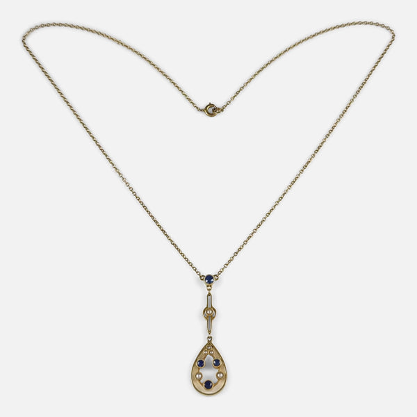 the Art Deco 15ct yellow gold sapphire and pearl pendant necklace viewed from above