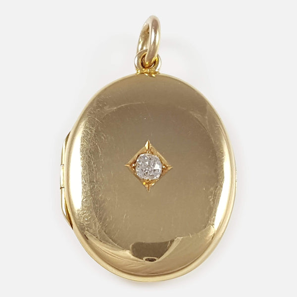 the antique 18ct gold diamond locket viewed from the front