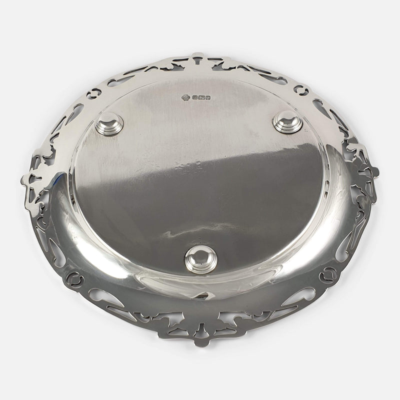 the salver viewed from the back