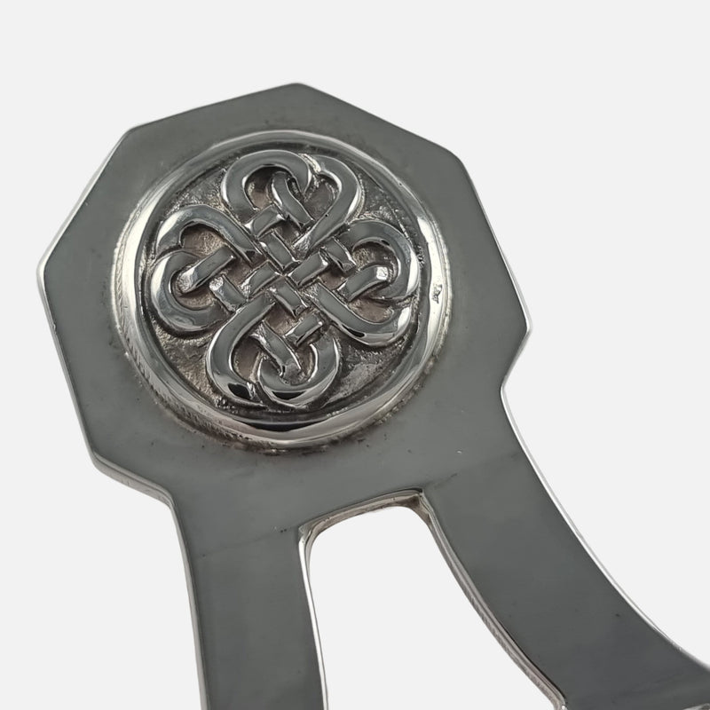focused on the Celtic knot roundel to one of the handles