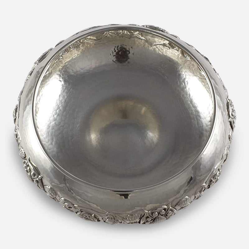 a view inside the bowl with lid removed