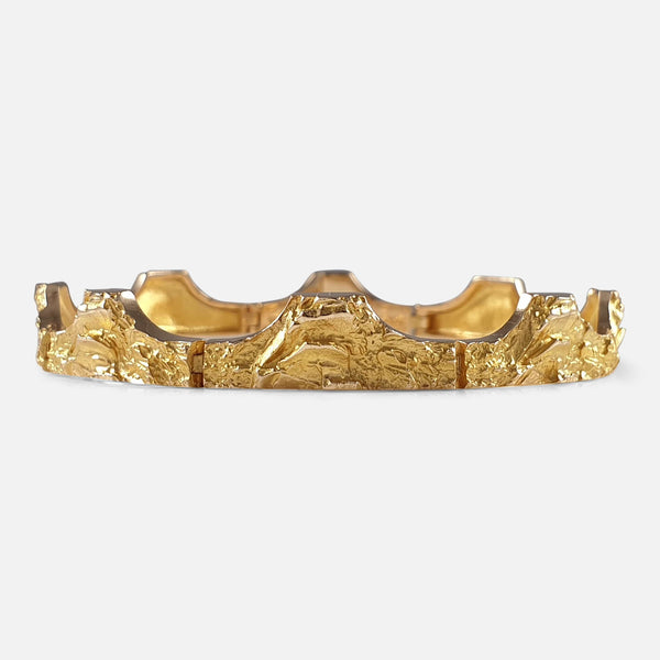 the Björn Weckström 14ct gold bracelet viewed from the front