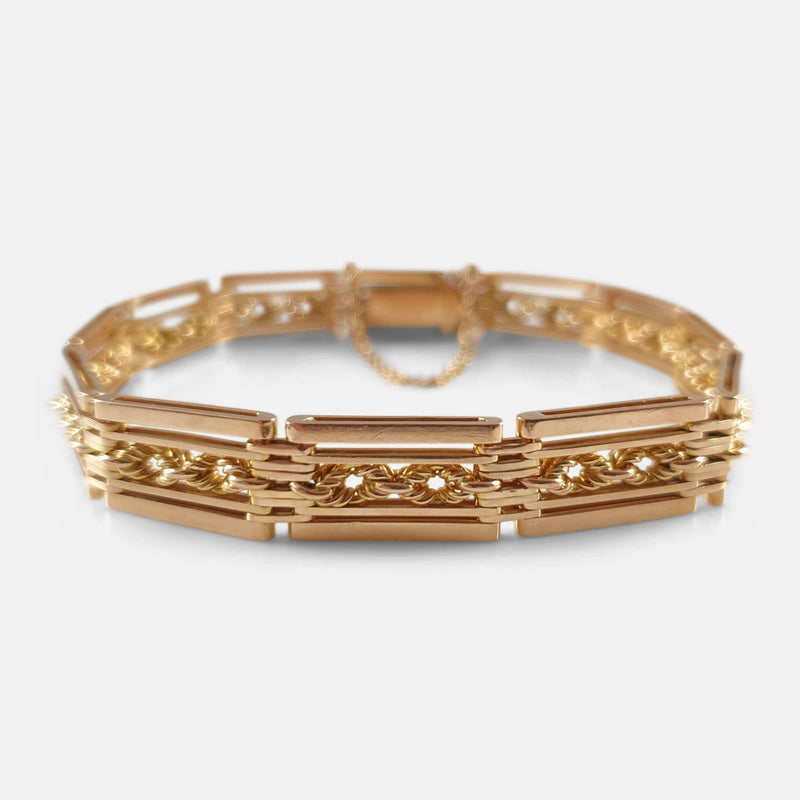 the Edwardian 15ct gold gate link bracelet viewed from the front