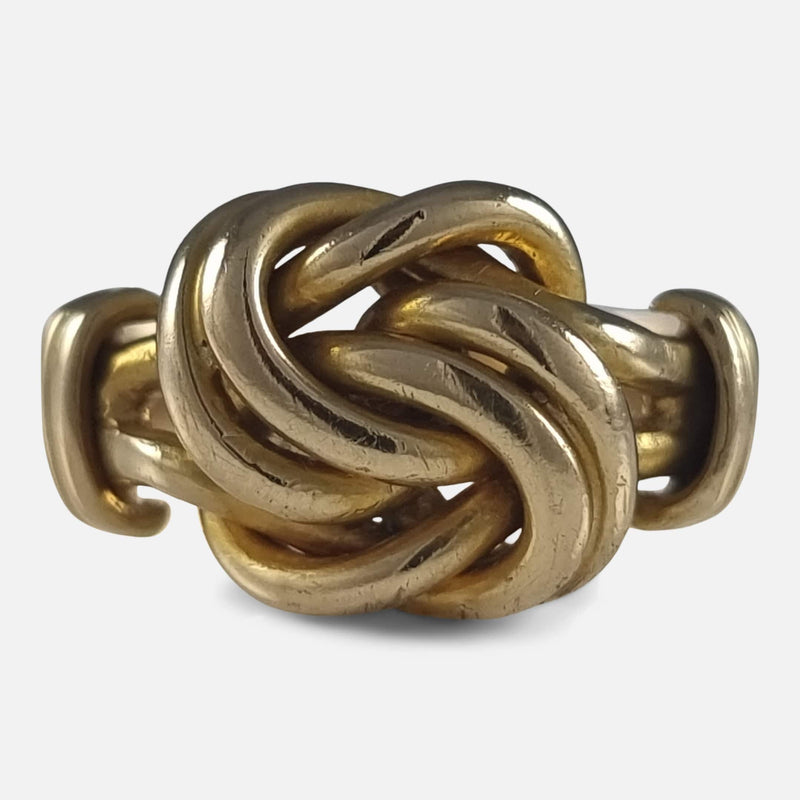 the antique gold knot ring viewed from the front