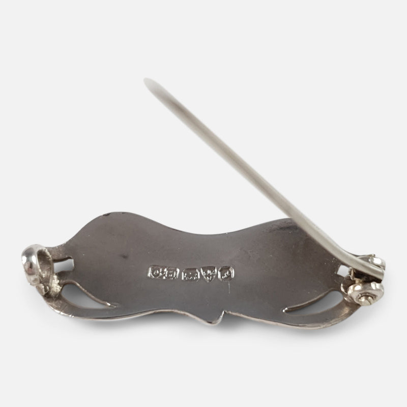 the back of the brooch with pin unfastened