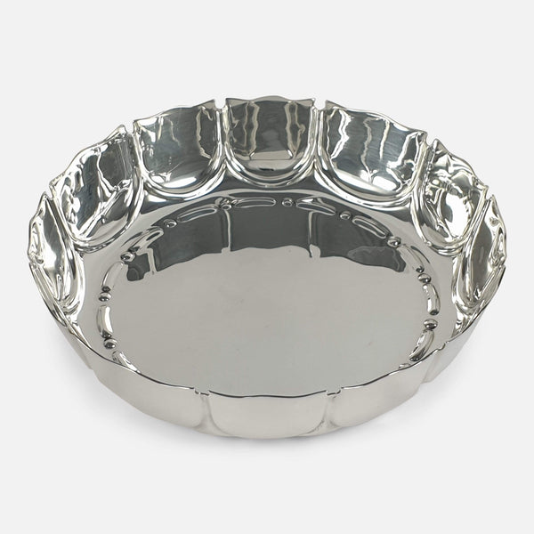 the Edwardian Sterling Silver Strawberry Dish viewed from above