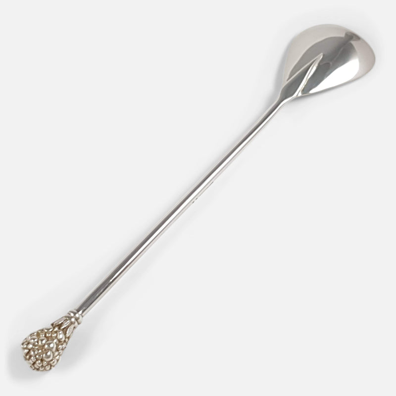 the spoon viewed from the back diagonally