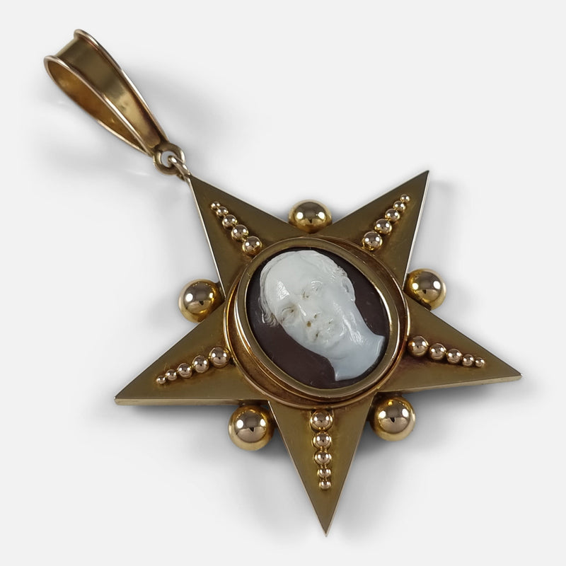 the pendant viewed diagonally with bale in top left hand corner