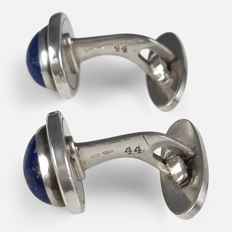 the cufflinks viewed side on
