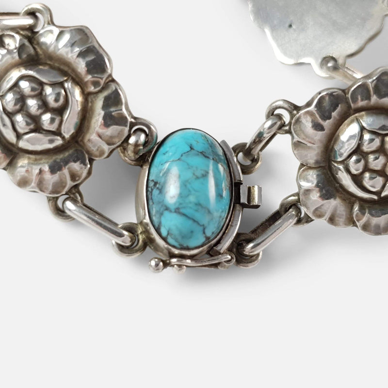 the bracelet clasp to include turquoise cabochon