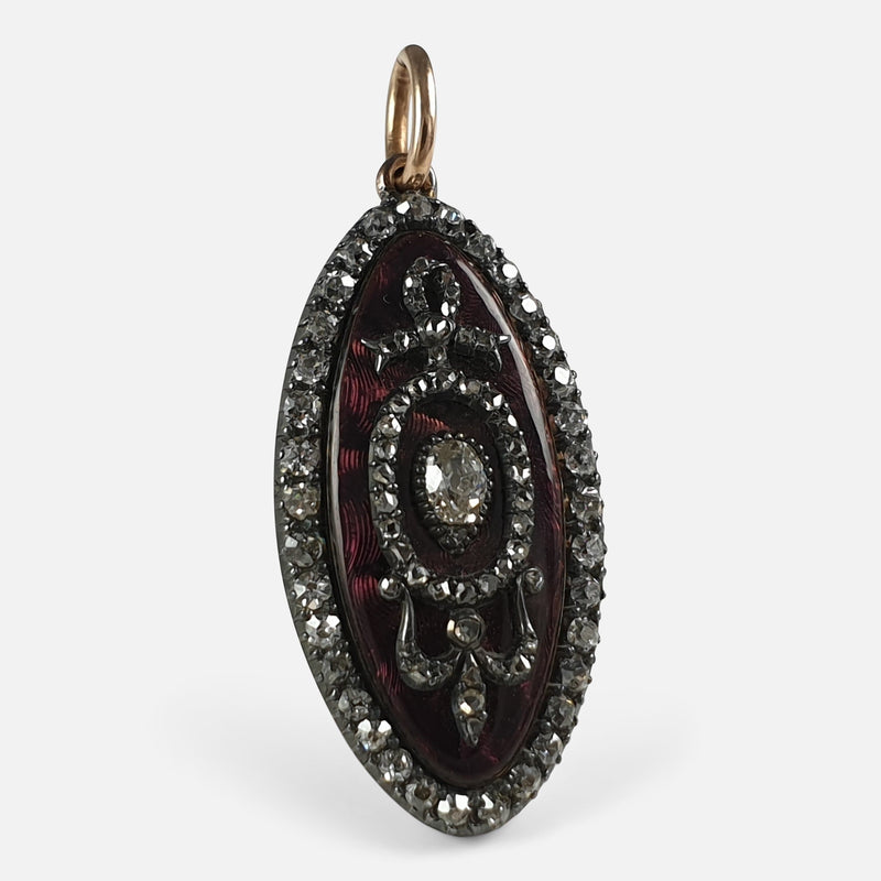 the pendant viewed side on from the left at a slight angle