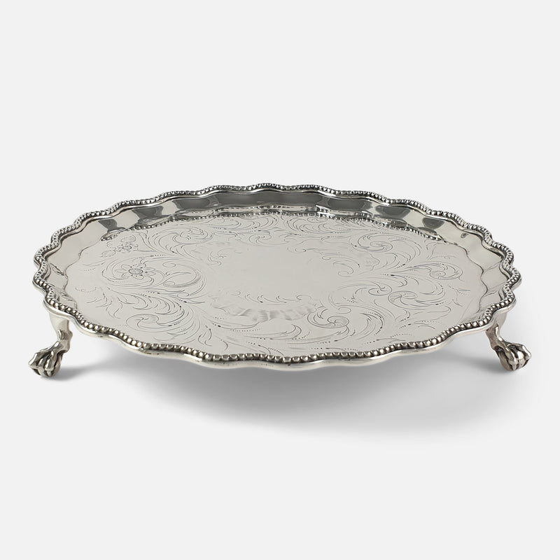 a view of the salver from the front