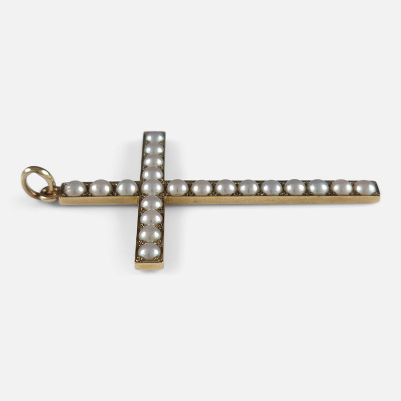 a side on view of the pendant