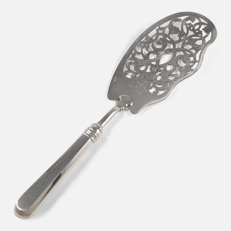the Imperial Russian silver fish slice viewed diagonally