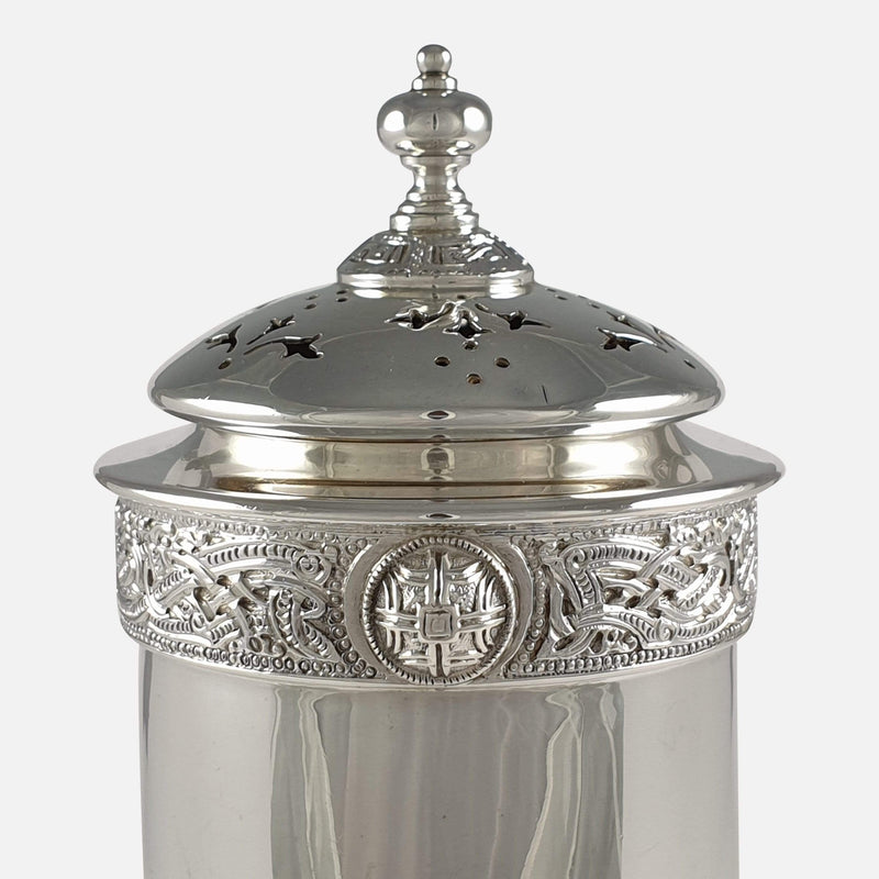 focused on the finial on the lid