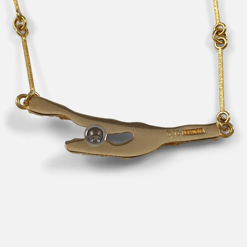 the back of the pendant