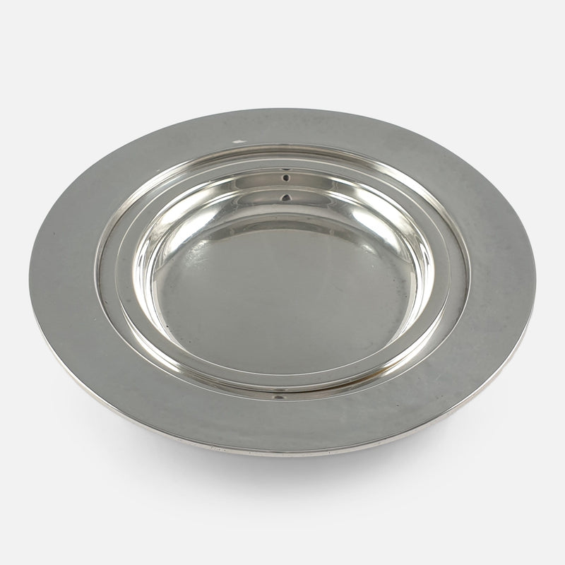 the silver dish with liner in place viewed from a raised position