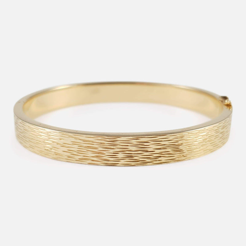 the 14ct gold bangle viewed from the front