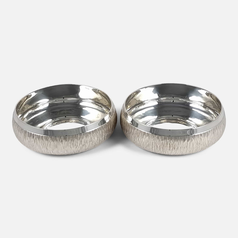 the side by side bowls viewed from a slightly raised position