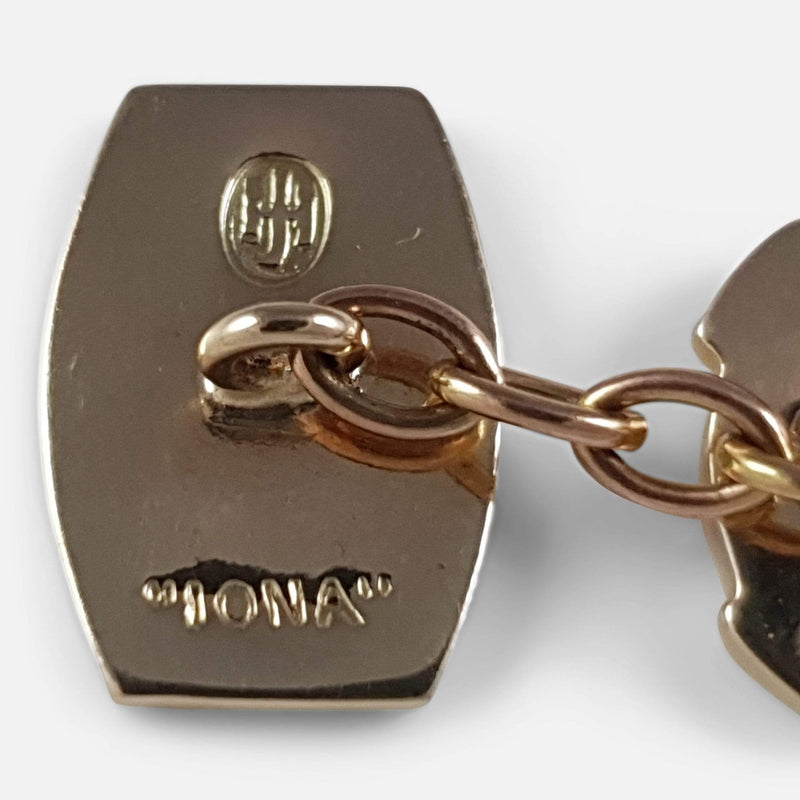 a view of the back of one of the cufflinks