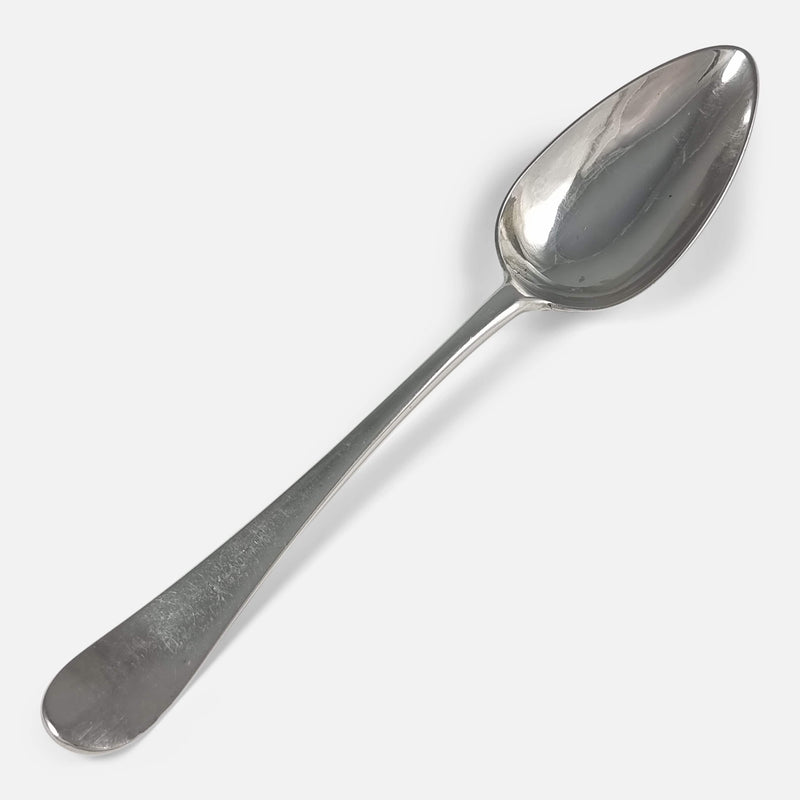 one of the spoons viewed diagonally
