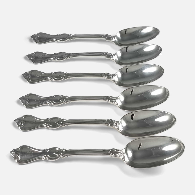 the spoons viewed side on