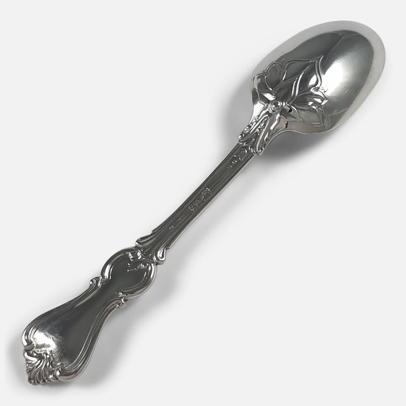 the back of one of the spoons